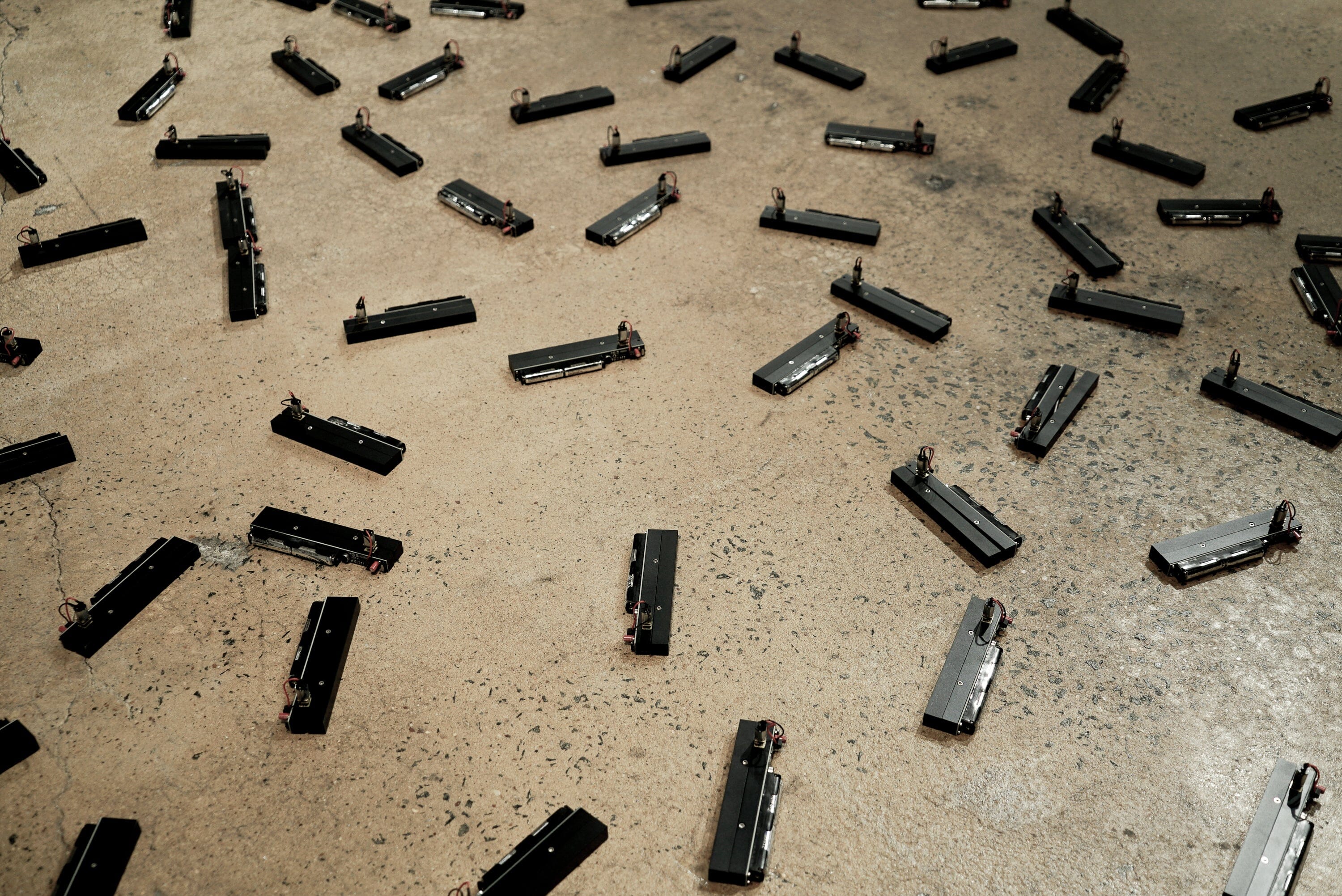 100 Clapping Machines – CW&T